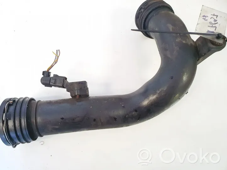 Volkswagen Jetta V Tube d'admission de tuyau de refroidisseur intermédiaire 1k0145770d