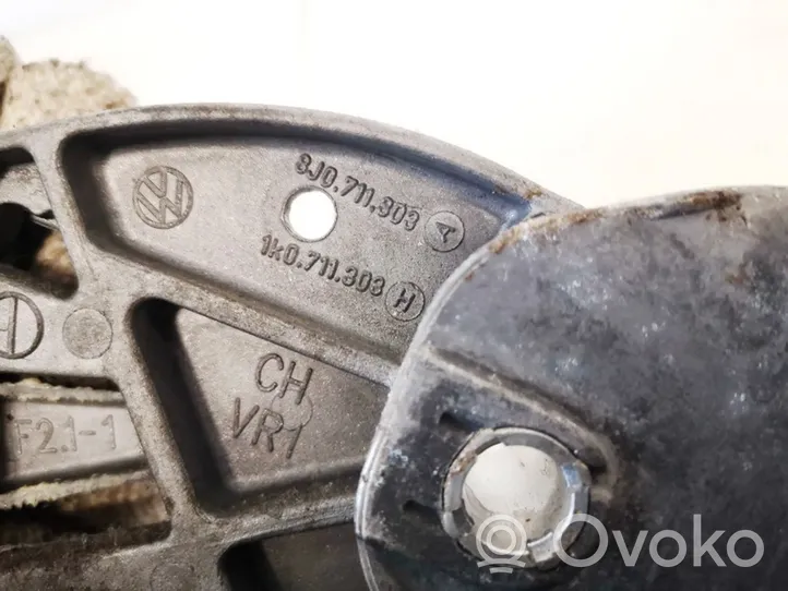 Volkswagen Golf V Käsijarru seisontajarrun vipukokoonpano 8j0711303a