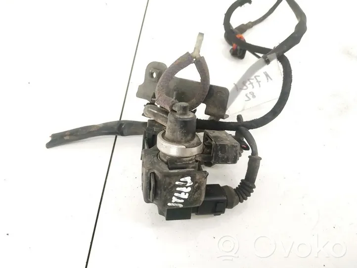 Audi A4 S4 B6 8E 8H Solenoidinis vožtuvas 