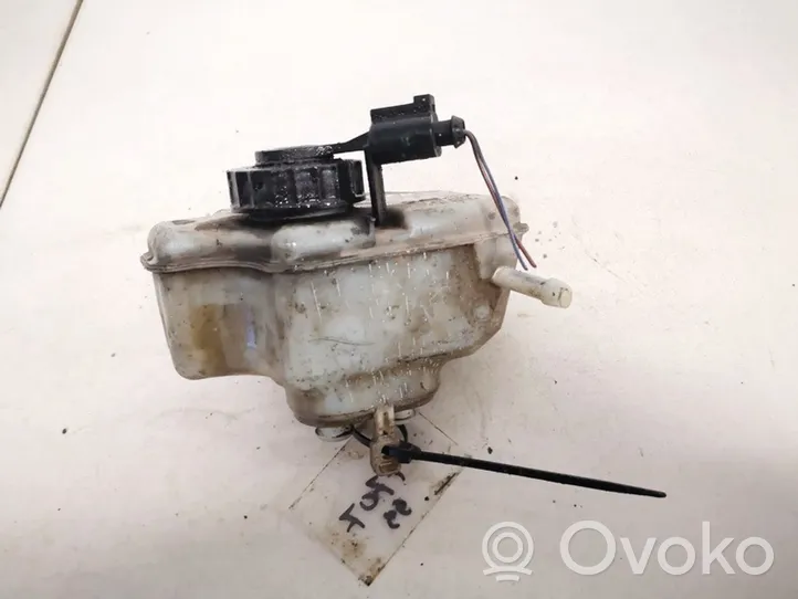 Volkswagen Touran I Brake fluid reservoir 1k1611301c