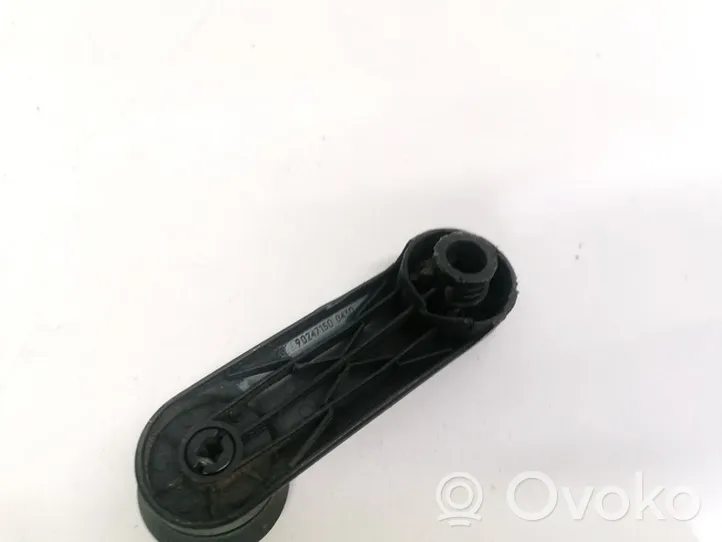 Opel Vectra B Front door window winding handle 90247150