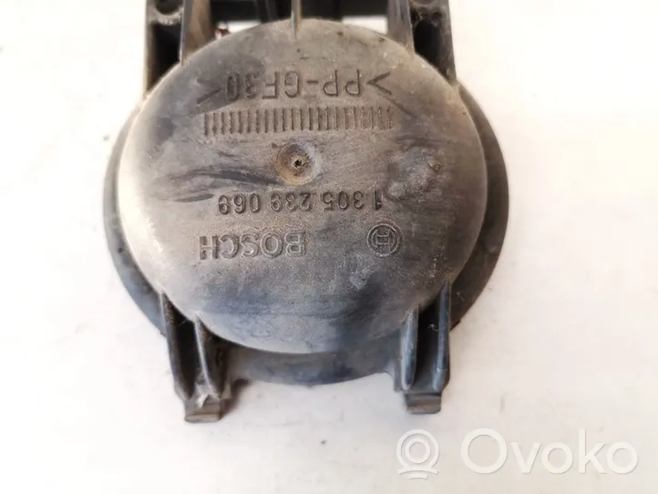 Mercedes-Benz Vaneo W414 Osłona żarówki lampy przedniej 1305239069