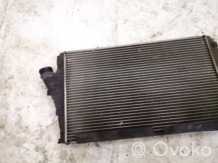 Opel Signum Starpdzesētāja radiators 