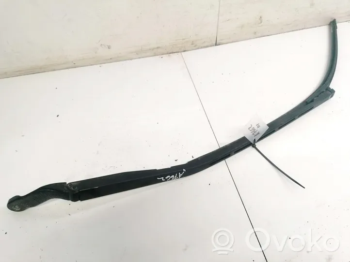 Citroen C4 I Front wiper blade arm 9650103880