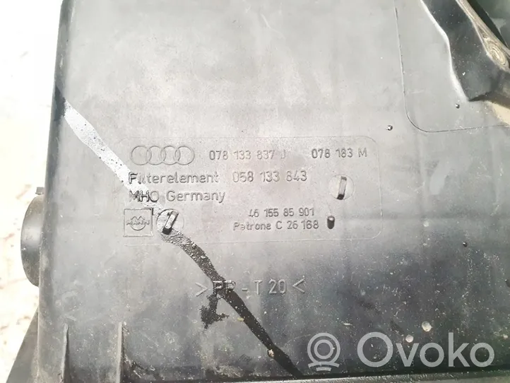 Audi A6 S6 C5 4B Oro filtro dėžė 078133837j