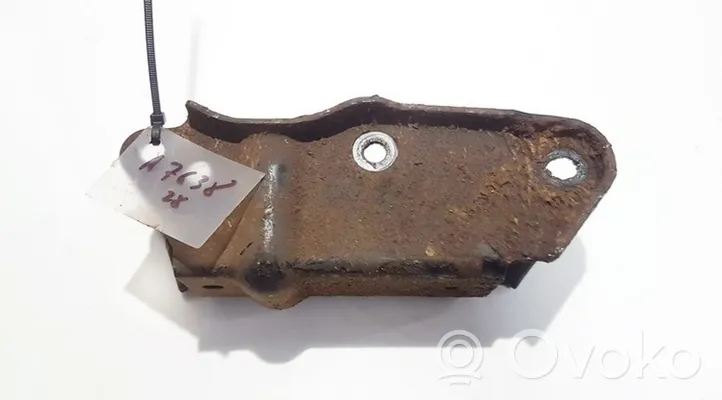 Renault Espace III Engine mounting bracket 