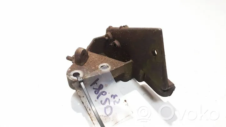 Renault Espace III Engine mounting bracket 