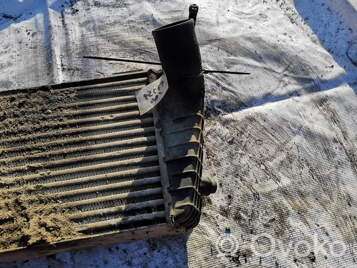 Audi A6 S6 C4 4A Chłodnica powietrza doładowującego / Intercooler 