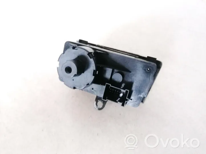 Mercedes-Benz E W211 Interruptor de luz 2115450904