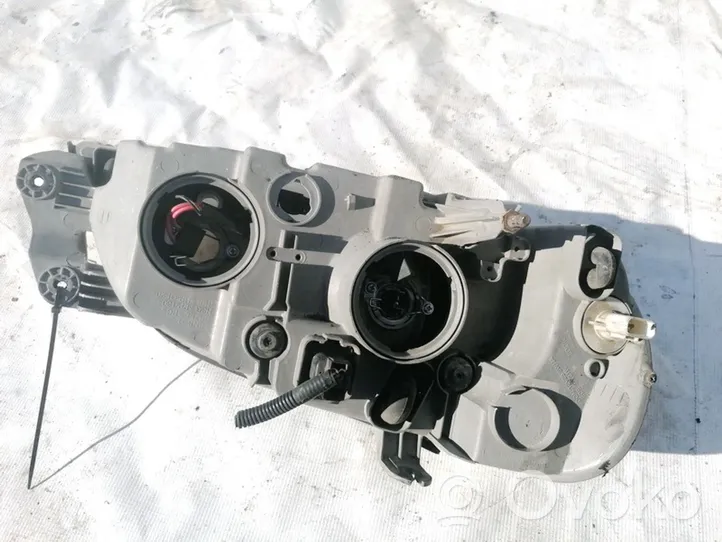 KIA Carnival Headlight/headlamp 