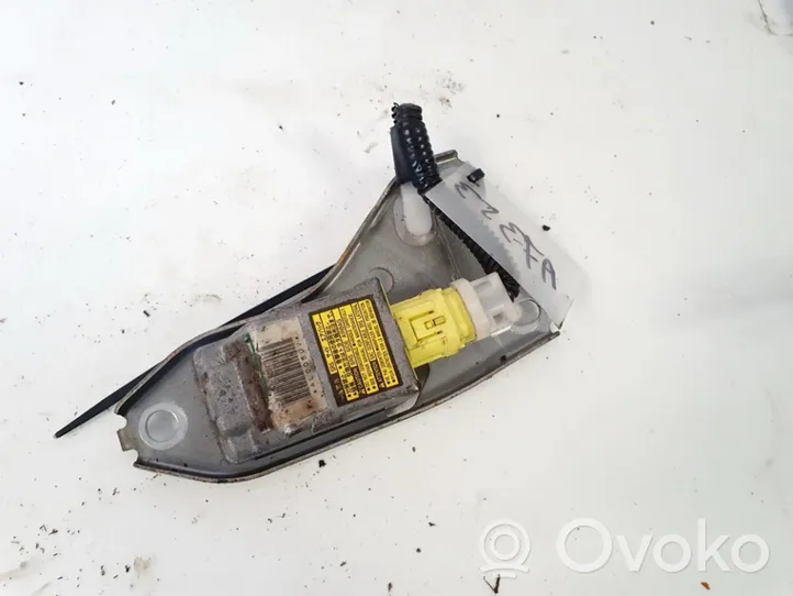 Toyota Avensis Verso Capteur de collision / impact de déploiement d'airbag 8983044010