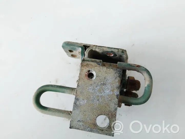 Volkswagen Polo Front door upper hinge 