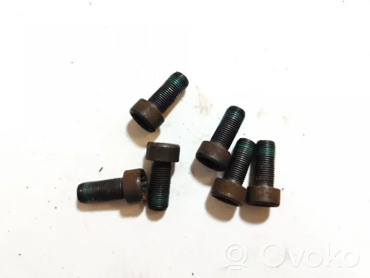 Volkswagen PASSAT B6 Nuts/bolts 