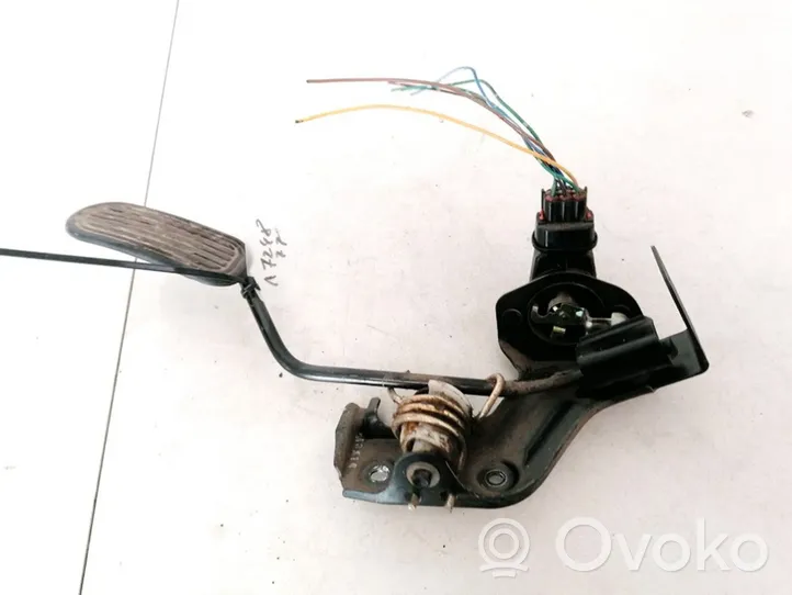 Toyota Avensis Verso Accelerator throttle pedal 