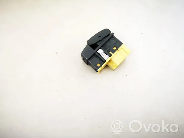 Volvo S70  V70  V70 XC Interruptor de luz antiniebla 9162961