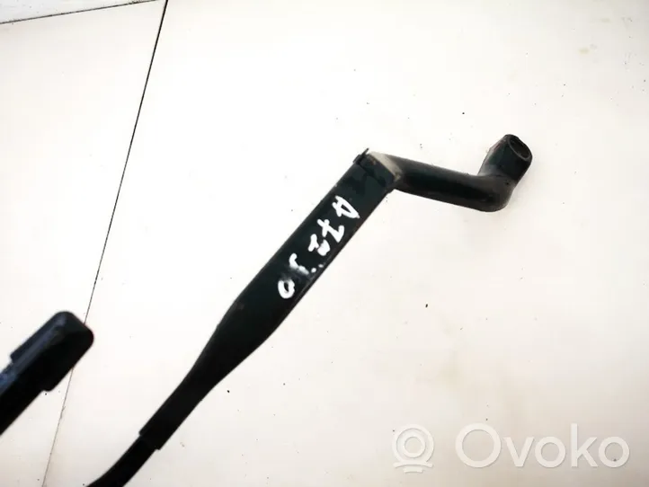 Volvo S70  V70  V70 XC Front wiper blade arm 