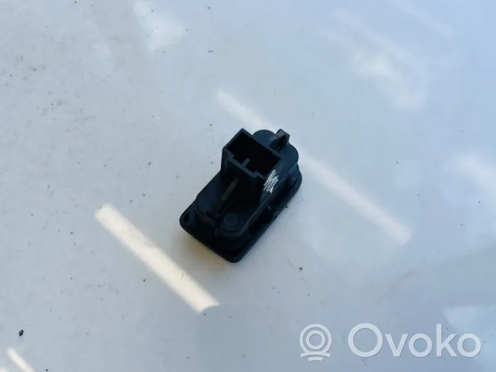 Volvo V50 Interruttore a pulsante della chiusura centralizzata 30669958