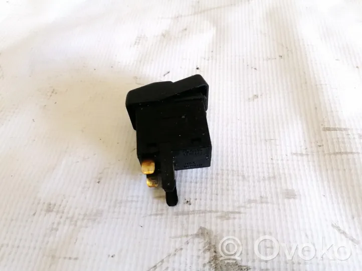 Volkswagen Transporter - Caravelle T4 Windscreen/window heater switch 701959621