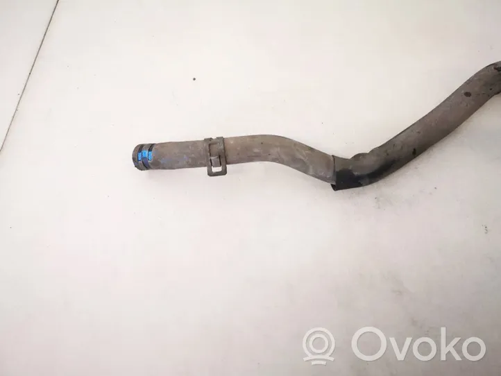 Toyota Avensis T250 Moottorin vesijäähdytyksen putki/letku 