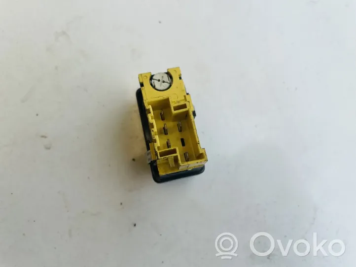 Volvo S70  V70  V70 XC Fog light switch 4970