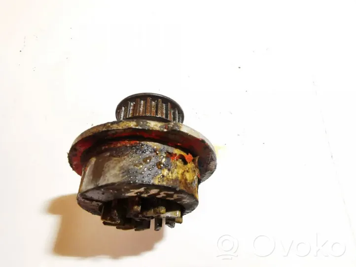 Opel Corsa B Pompe de circulation d'eau 