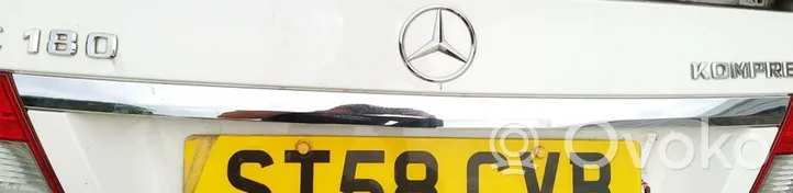 Mercedes-Benz CLC CL203 Listwa oświetlenie tylnej tablicy rejestracyjnej 