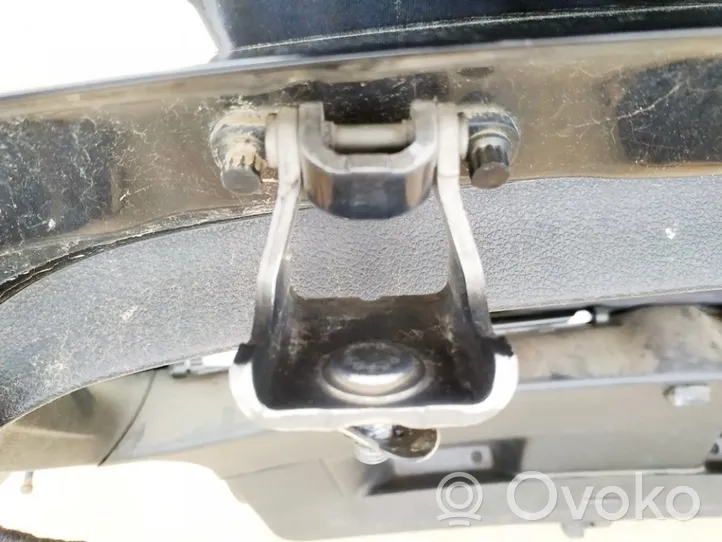 Volkswagen Golf VI Tailgate/trunk/boot hinge 