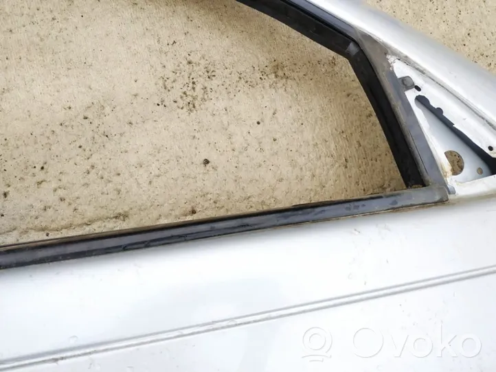 Chrysler PT Cruiser Listwa / Uszczelka szyby drzwi 