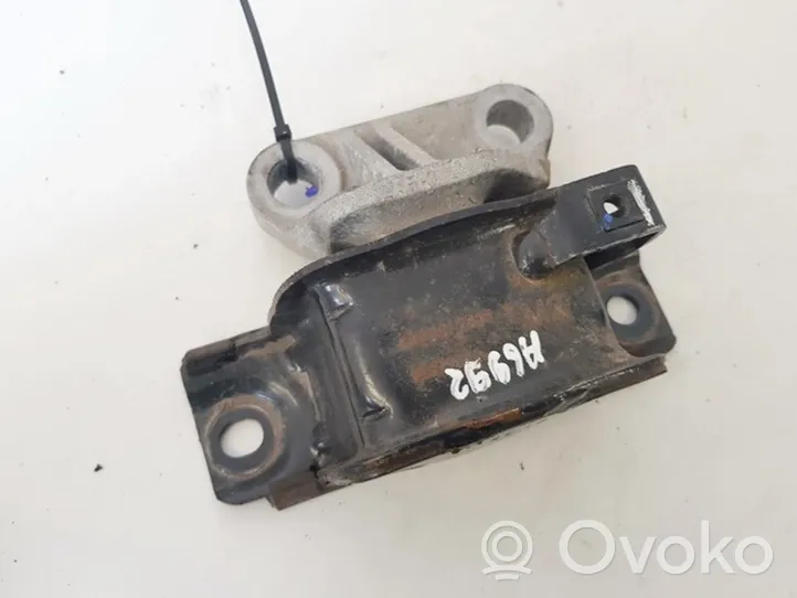 Opel Corsa E Engine mount bracket 468646740