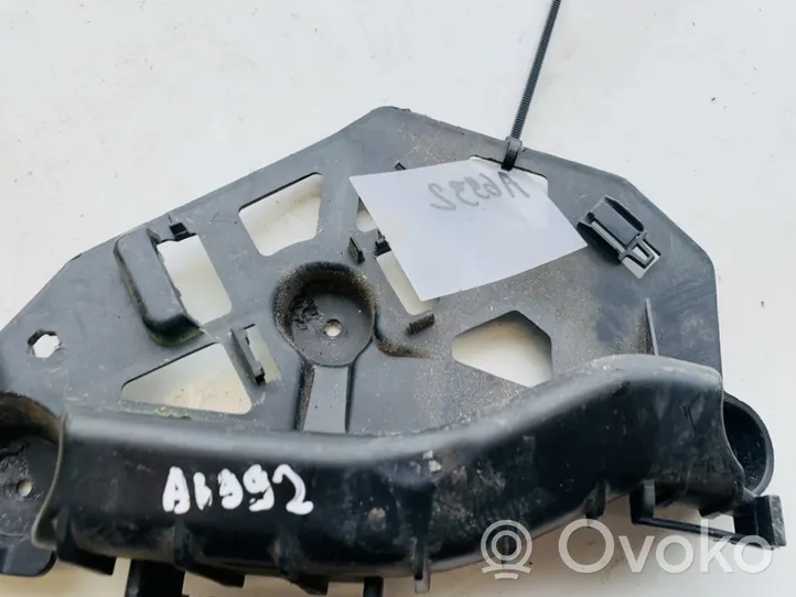 Opel Corsa E Galinis laikiklis bamperio 13399579