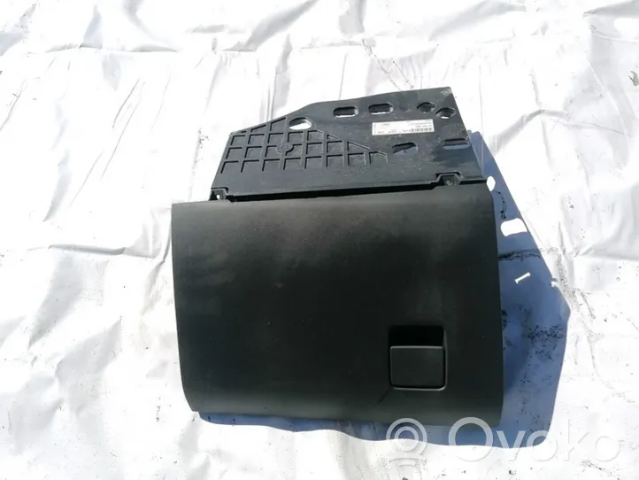 Opel Signum Glove box 13151852