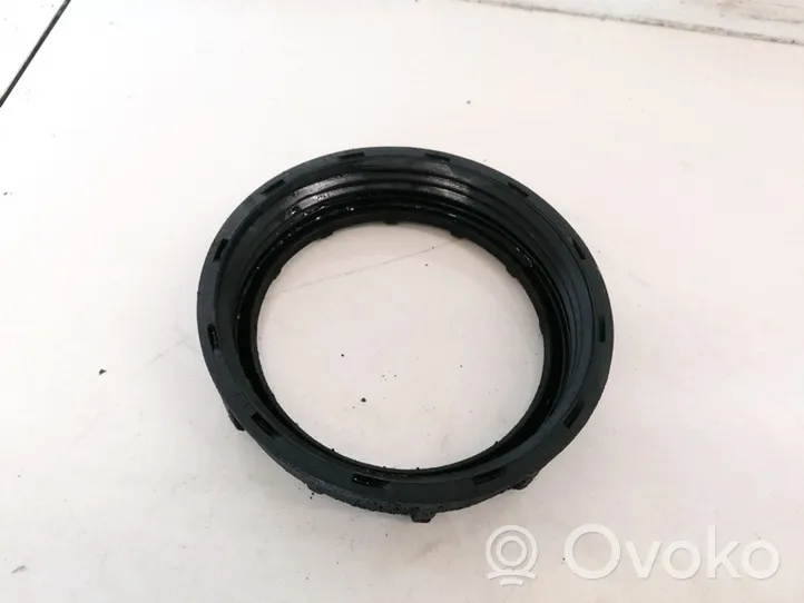 Volkswagen Caddy Bague de verrouillage pour réservoir de carburant 