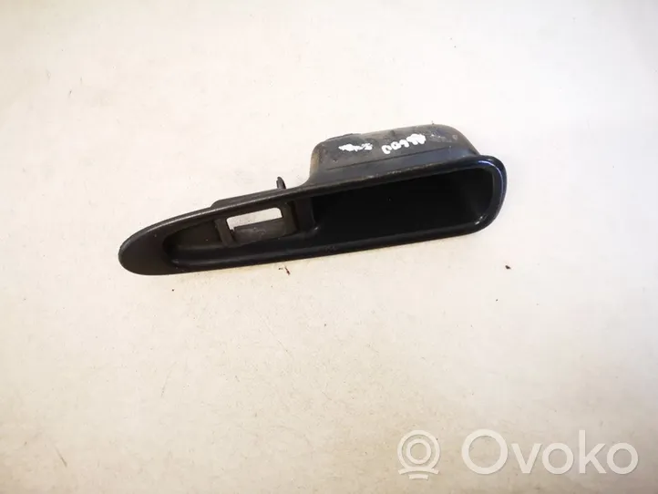 Volvo S40, V40 Support bouton lève vitre porte avant 883327