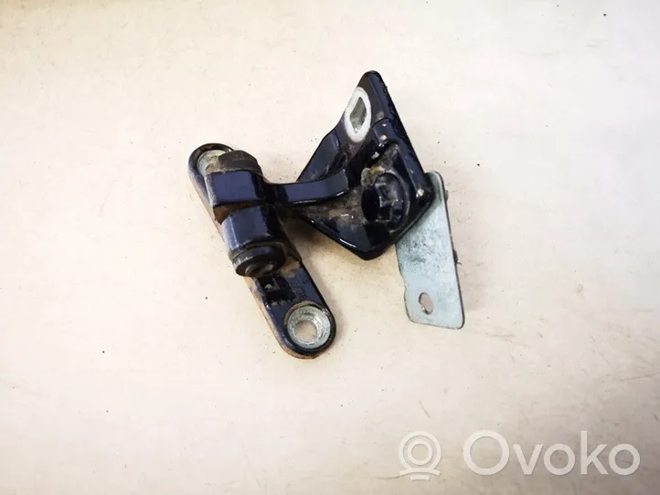 Mercedes-Benz C W203 Rear door lower hinge 