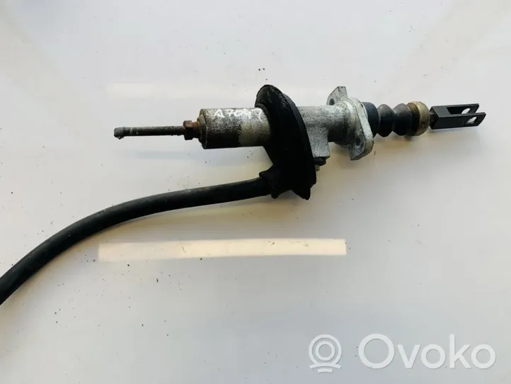 Audi 80 90 B3 Główny cylinder sprzęgła 