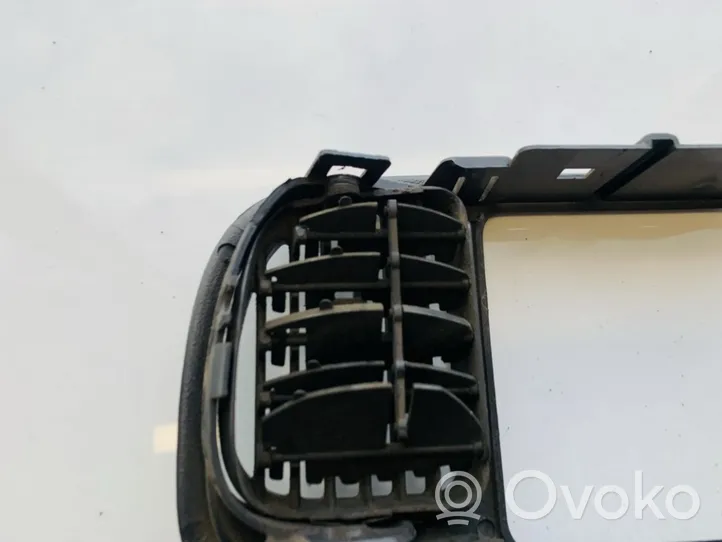 Volvo S40, V40 Griglia di ventilazione centrale cruscotto 30860543