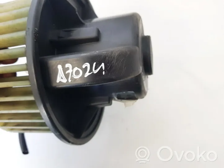 Audi 80 90 B3 Вентилятор печки 893819021