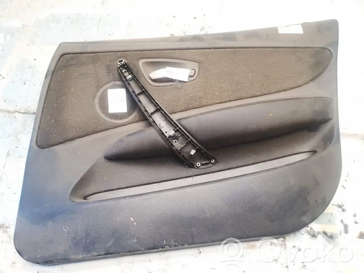 BMW 1 E81 E87 Rivestimento del pannello della portiera anteriore 697813804