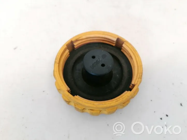 Opel Astra G Vase d'expansion / bouchon de réservoir de liquide de refroidissement 0720838