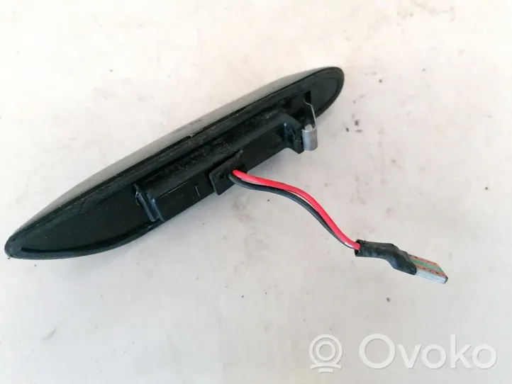 BMW 1 E81 E87 Front fender indicator light 015e88618