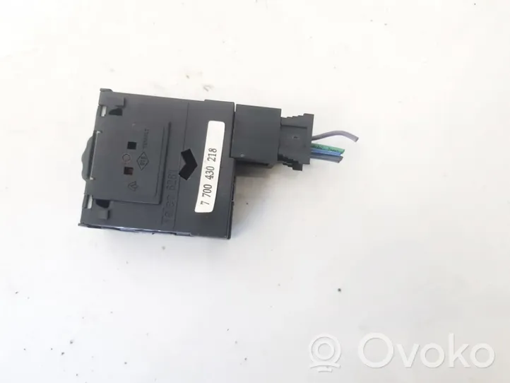 Renault Megane I Headlight level height control switch 7700430218