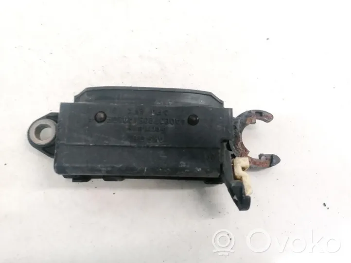 Audi A6 S6 C4 4A Etuoven ulkokahva 4A0837205