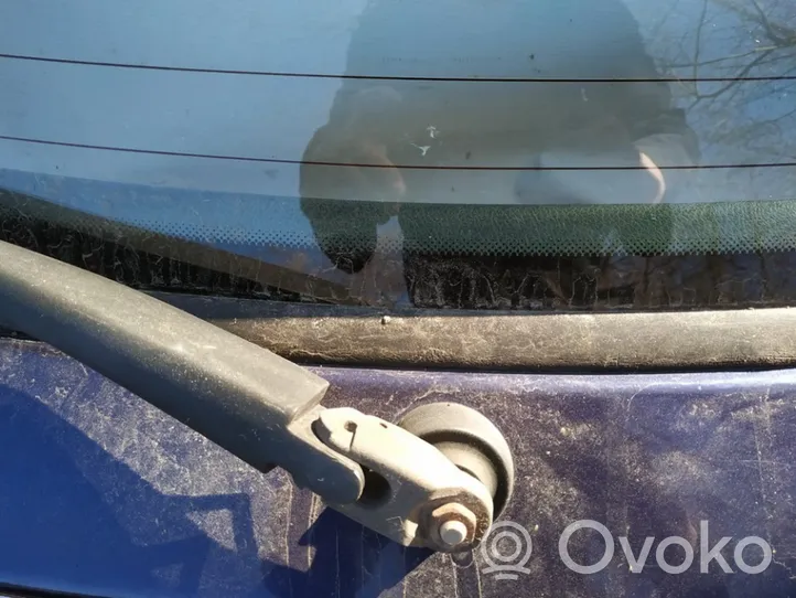 Opel Astra G Takalasinpyyhkimen moottori 