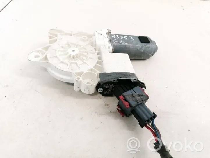 Opel Vectra C Moteur de lève-vitre de porte arrière 1137328066