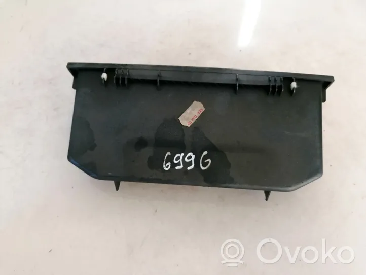 Opel Vectra C Boite à gants 769053620