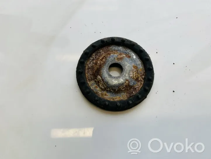 Opel Corsa D Mocowanie sprężyny amortyzatora 55701796