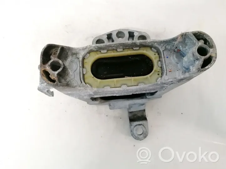 Chevrolet Orlando Engine mount bracket 13248475