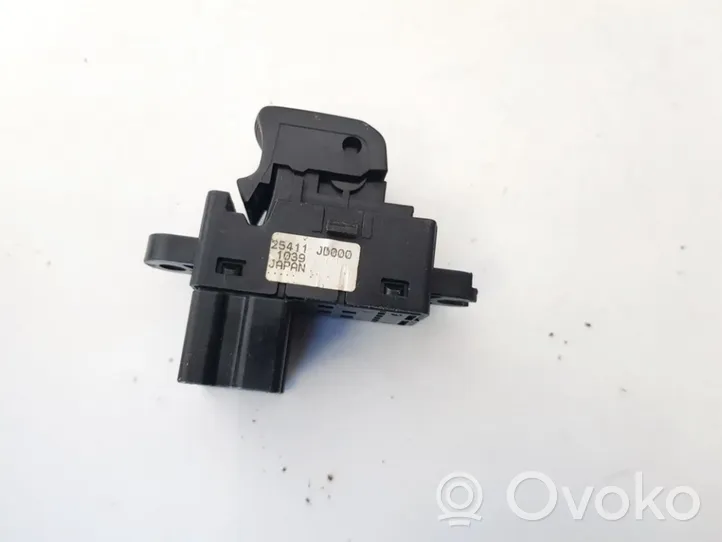 Nissan Qashqai Interrupteur commade lève-vitre 25411jd000