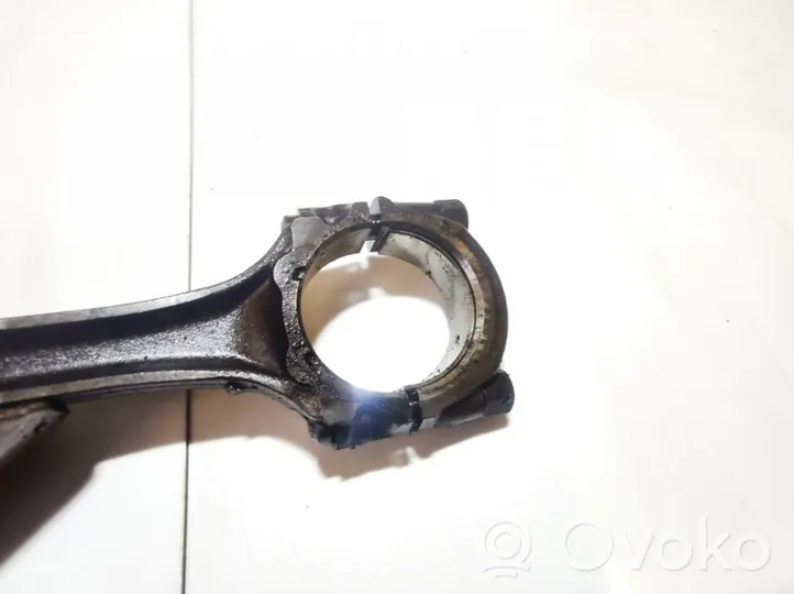 Nissan Almera Piston avec bielle 57J1