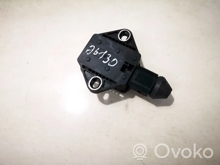 Volkswagen PASSAT B5.5 Sensore di imbardata accelerazione ESP 8e0907637a